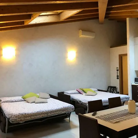 La Casa Del Vicolo Apartment *