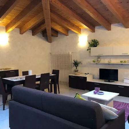 Apartment La Casa Del Vicolo *
